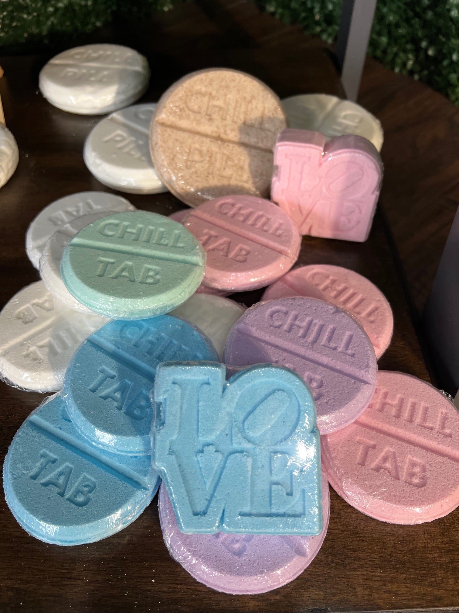 CBD Bath Bomb THE CHILL PILL 100mg Feel Good - The Original Green DR CBD